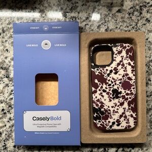 Casely Bold Black and White Phone Case iPhone 14